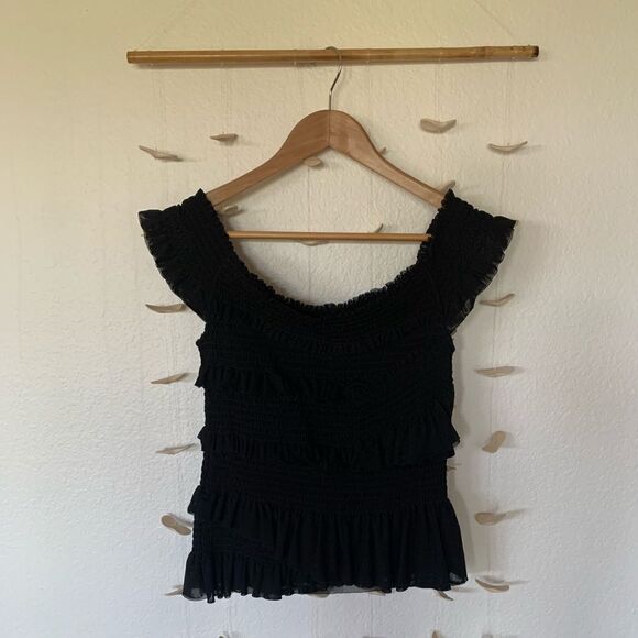 Black layered top - Picture 2 of 3